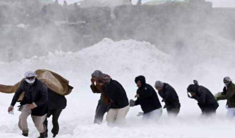 برف باریهای سنگین در شمال کشور؛ راه 10 شهرستان بدخشان مسدود است 1 n00002414 b