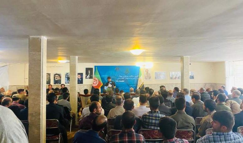 گرامی داشت از سی و یکمین سالروز پیروزی مجاهدین در دفتر بنیاد شهید احمد شاه مسعود 1 n00002699 b