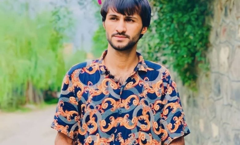 زندگی نامه وحید توحیدی 1 IMG 20230719 WA00281 1