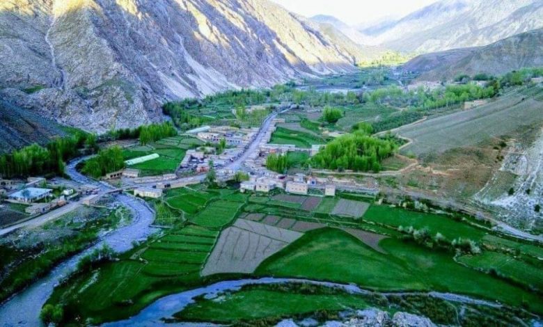 حمله نیروهای جبهه مقاومت ملی بالای ساختمان شهرستان ده صلاح اندراب 1 andarab 2 1024x562 1