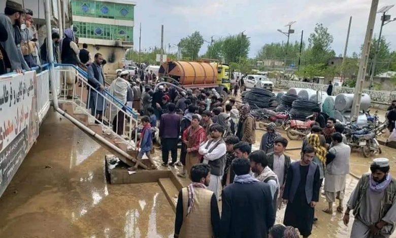 جاری شدن سیلاب در غور؛ دستکم ۵۰ نفر جان باخته و شماری هم مفقود شدهاند 1 floods in Ghor