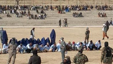 تداوم محاکمههای صحرایی طالبان، چهار مرد و یک زن را در تخار شلاق زدند 3 shalaq